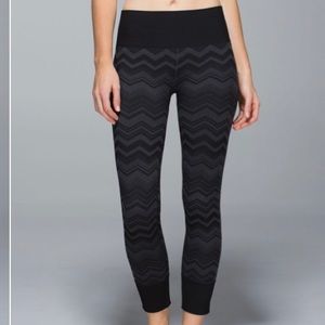 Lululemon Ebb to Street Pant Chevron Leggings